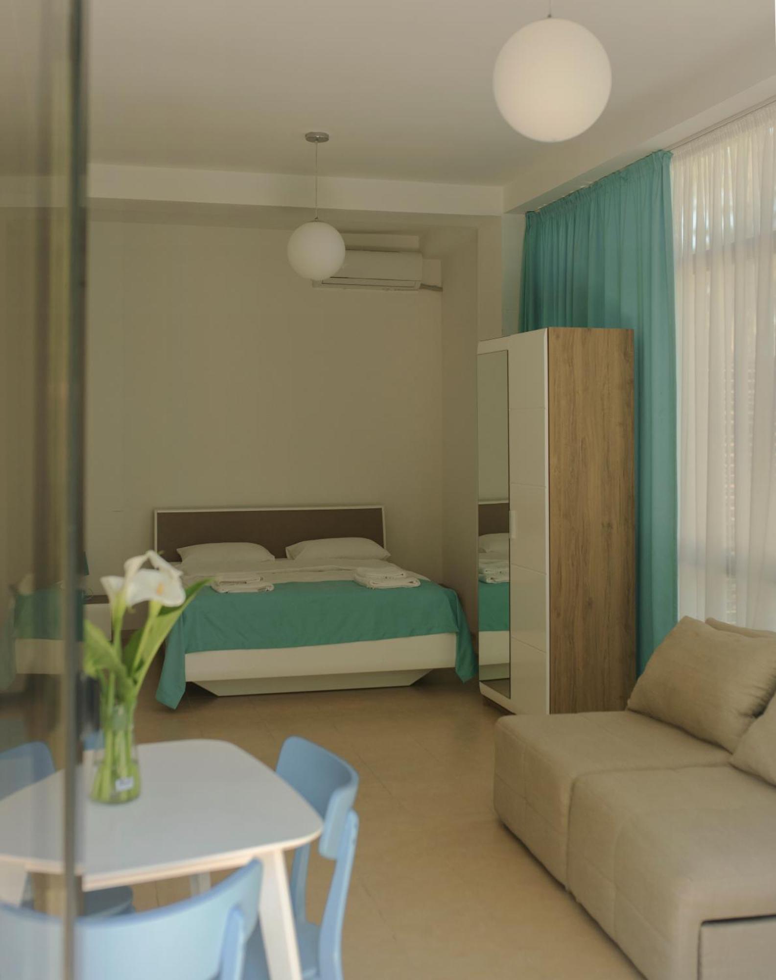 Aparthotel Majak Shekvetili エクステリア 写真