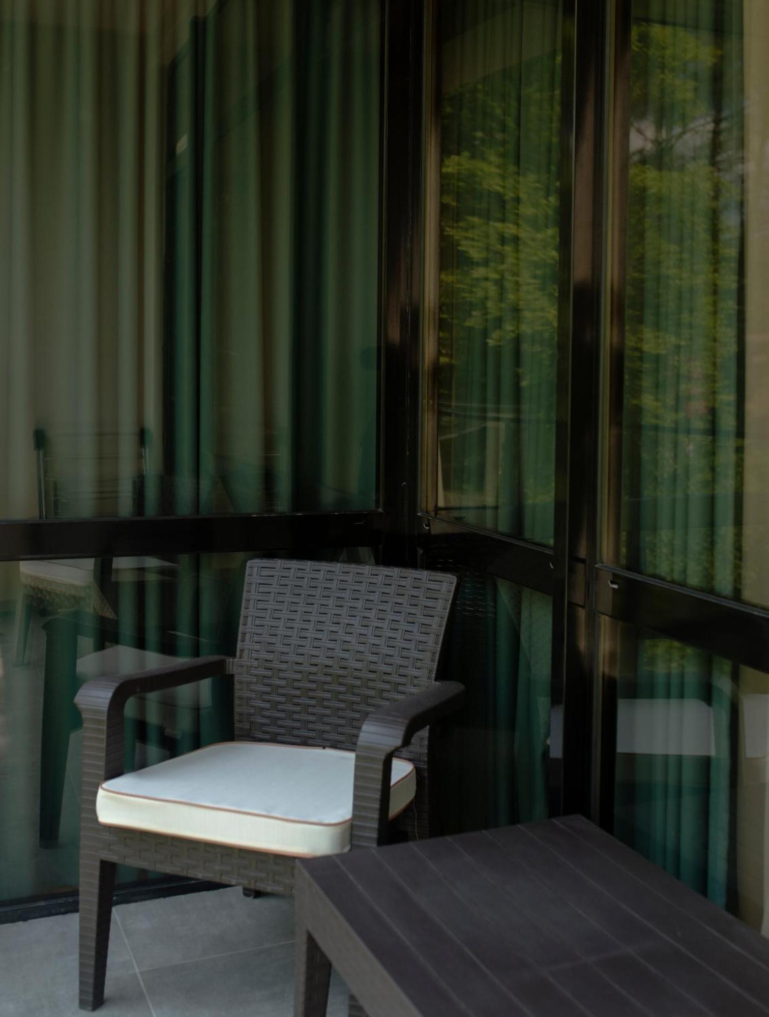 Aparthotel Majak Shekvetili エクステリア 写真